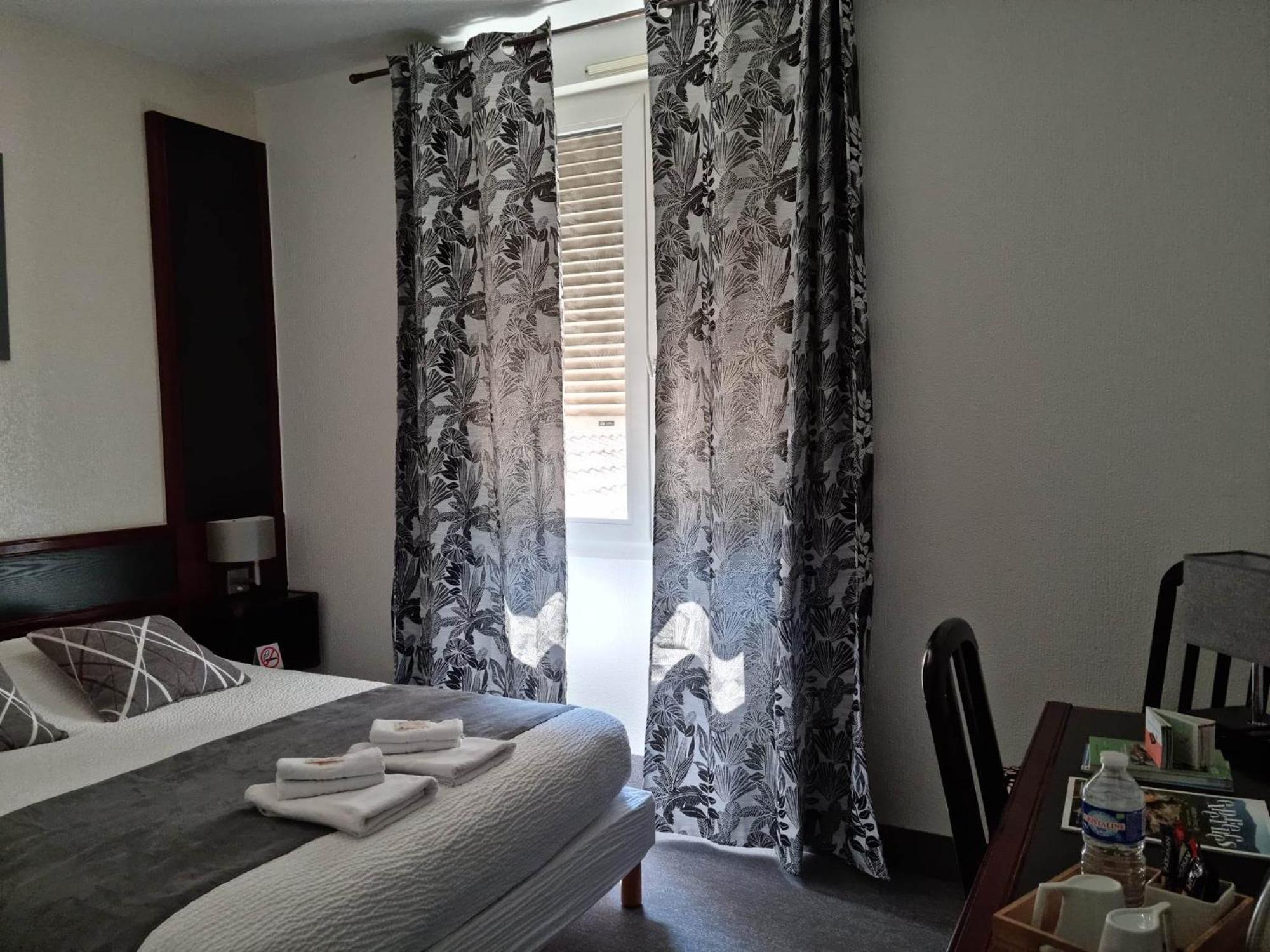 Logis Hotel Schaeffer- Restaurant Le Saint Georges Serrières-en-Chautagne Εξωτερικό φωτογραφία