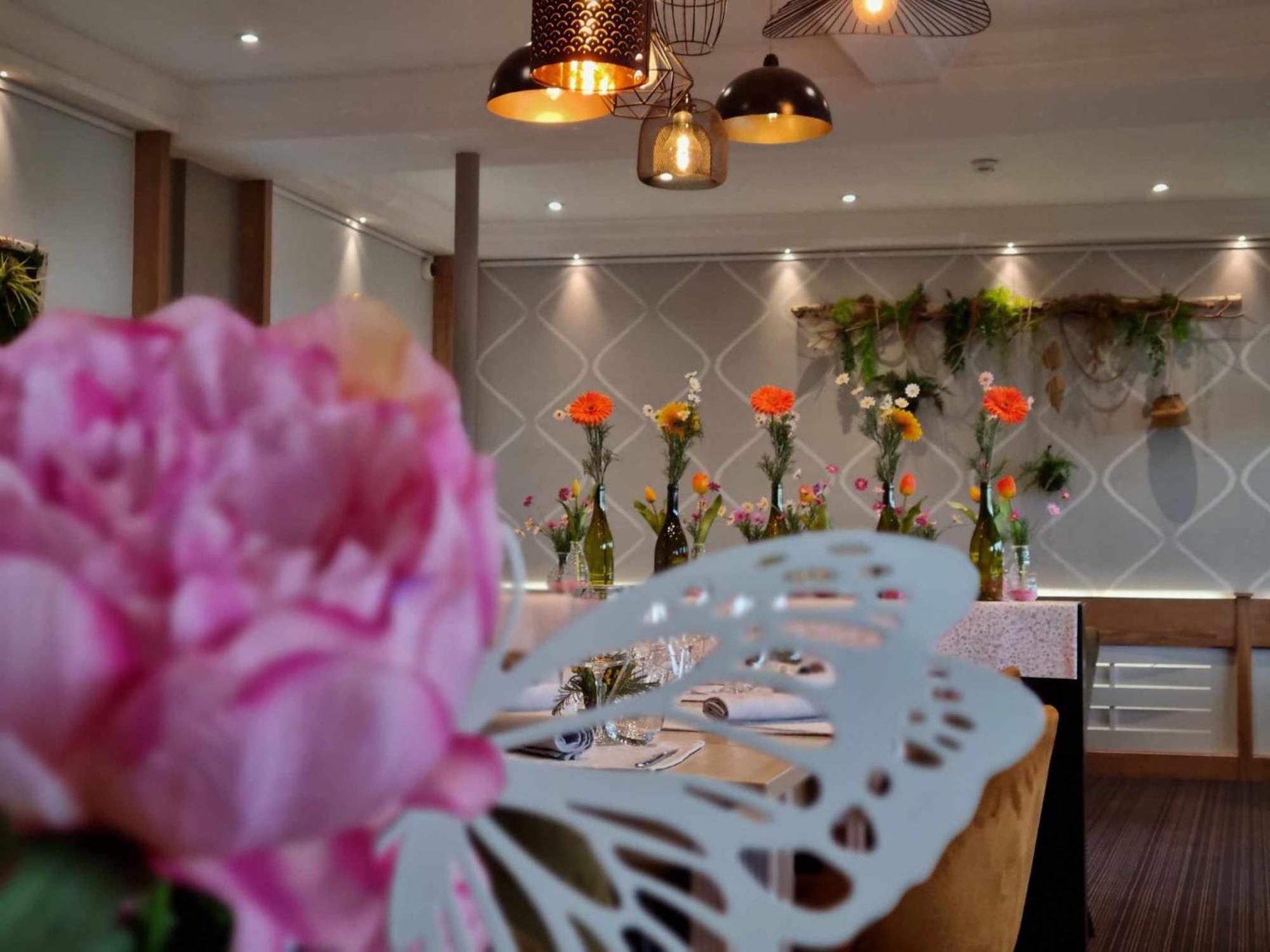 Logis Hotel Schaeffer- Restaurant Le Saint Georges Serrières-en-Chautagne Εξωτερικό φωτογραφία